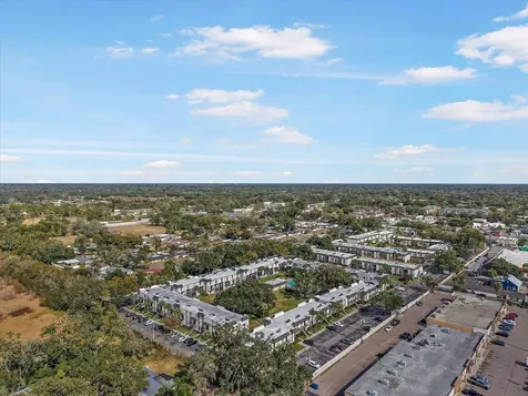 811 Russell Lane Brandon FL 33510