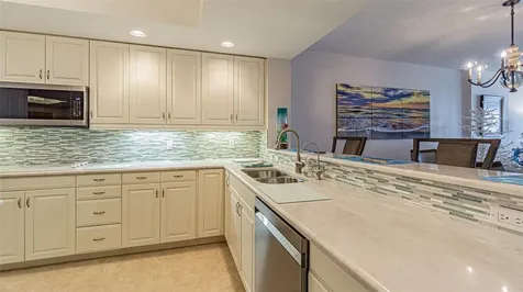 1370 Gulf Boulevard Clearwater FL 33767