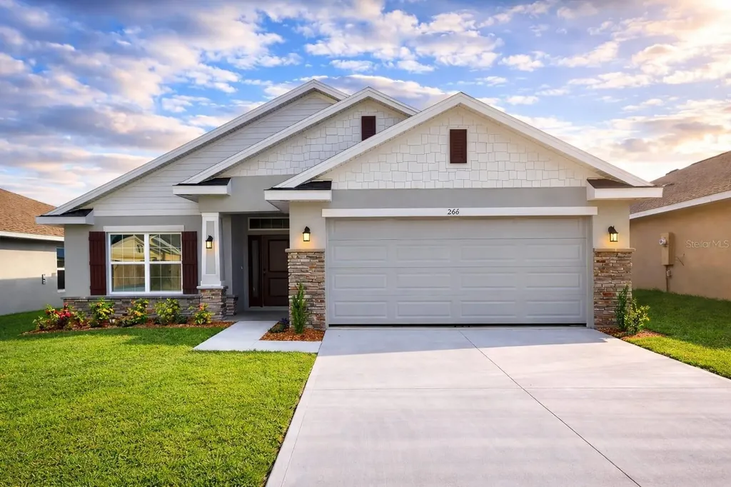 266 Verny Grove Lane Leesburg FL 34748