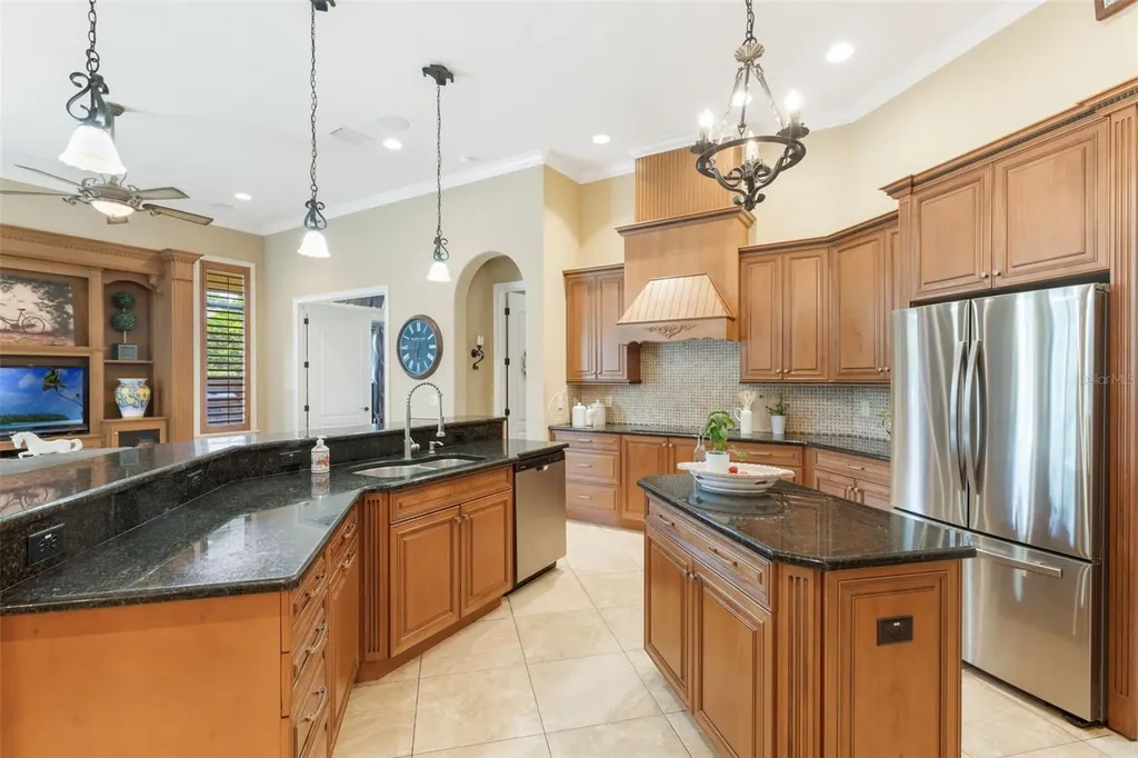 25514 High Hampton Circle Sorrento FL 32776