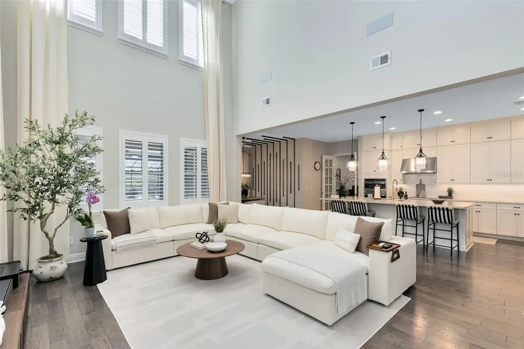 9374 Reymont Street Orlando FL 32827