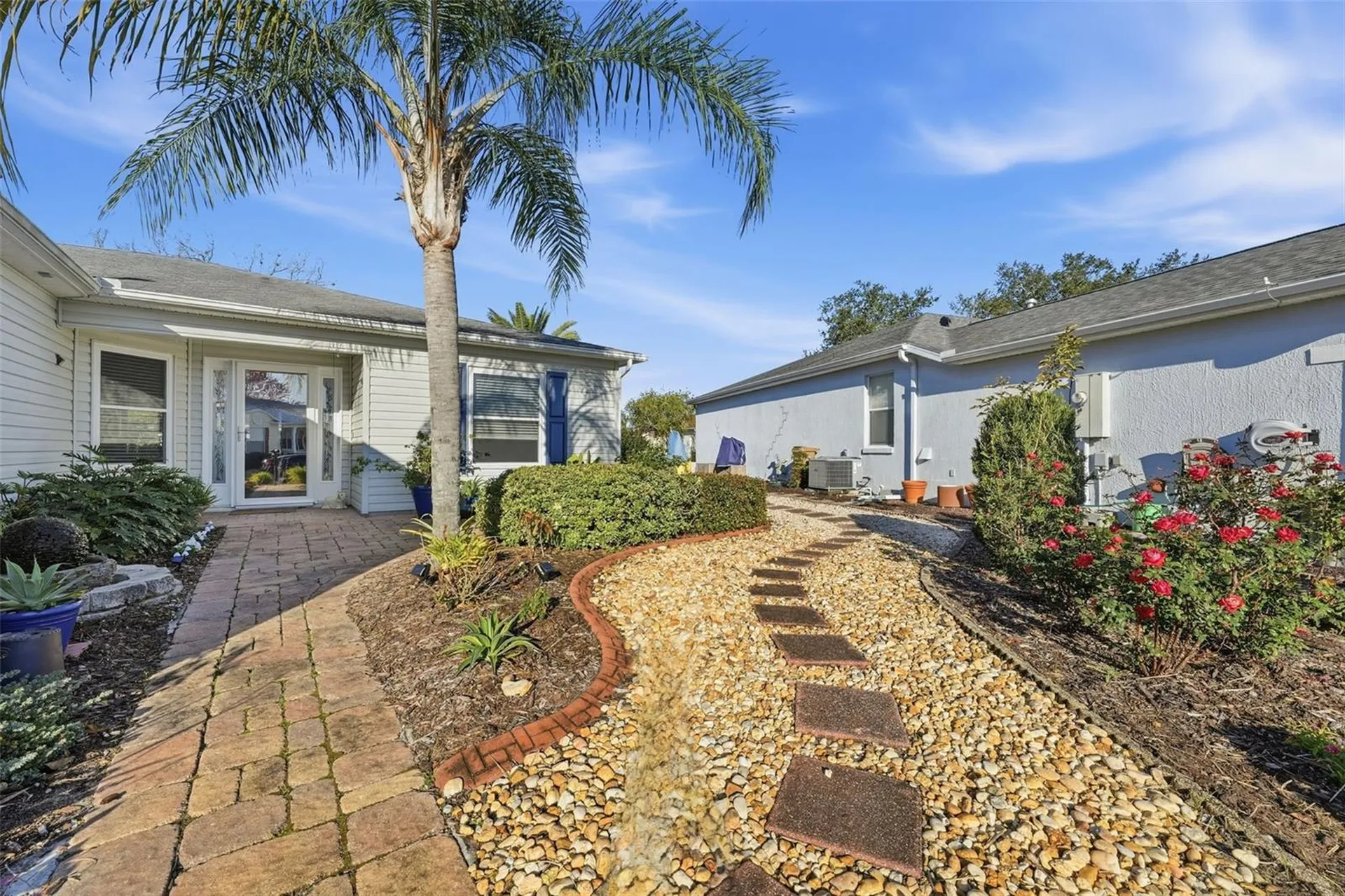 1145 Meadowbend Drive Leesburg FL 34748