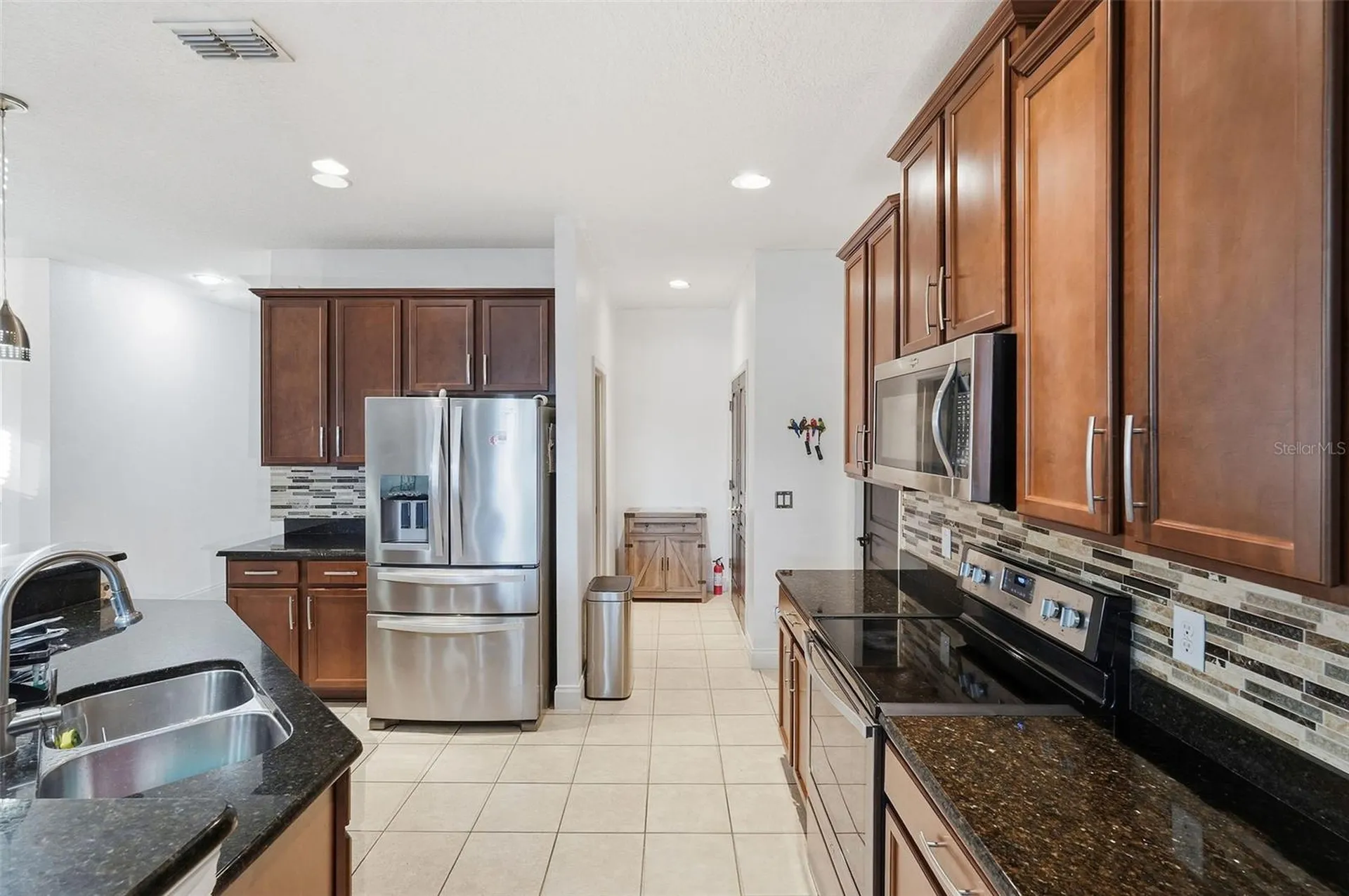 4737 Blackthorn Circle Kissimmee FL 34758