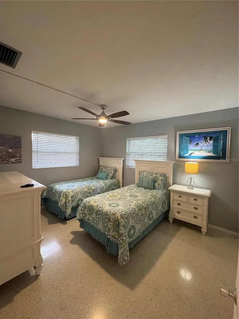 1648 Idle Lane Sarasota FL 34231