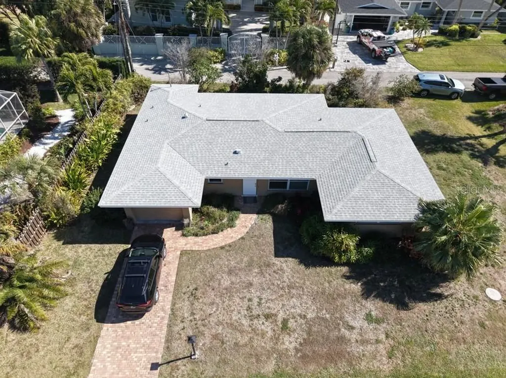 1648 Idle Lane Sarasota FL 34231