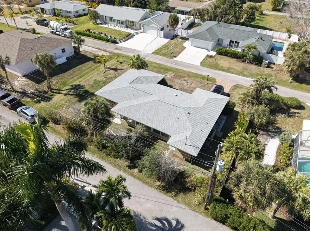 1648 Idle Lane Sarasota FL 34231