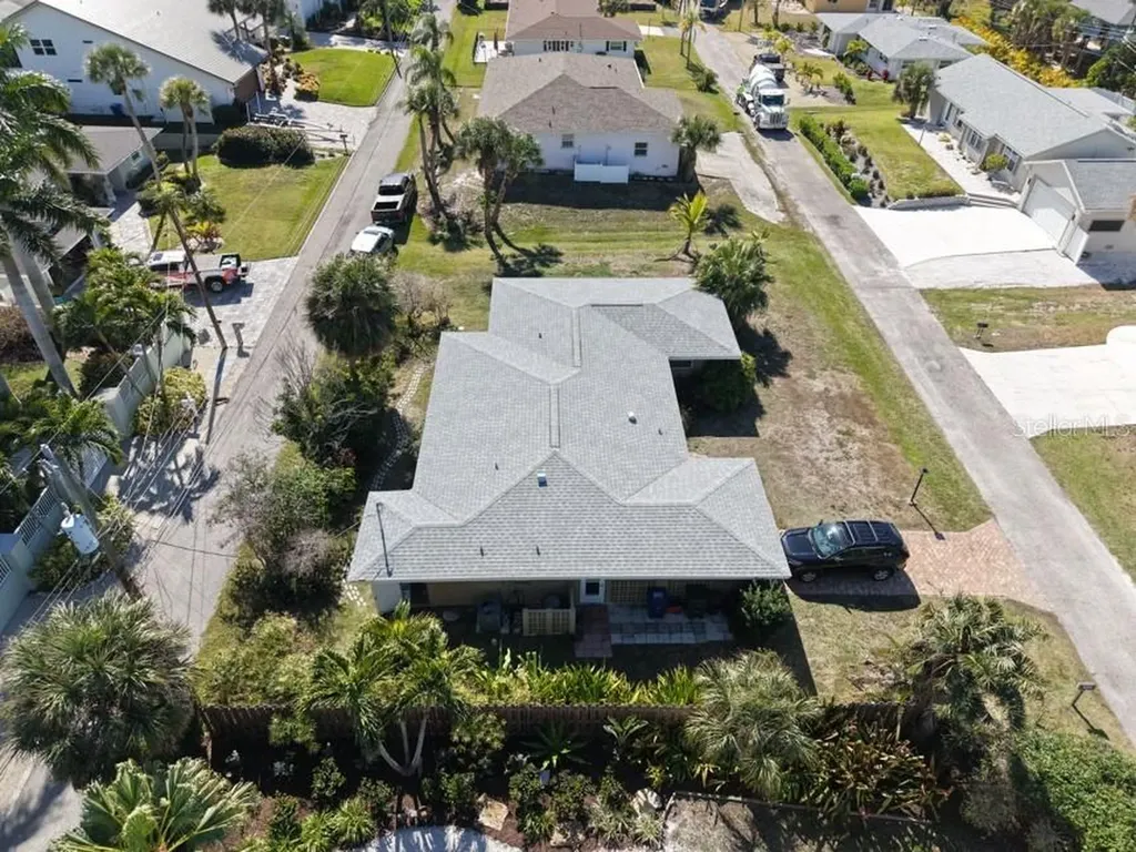 1648 Idle Lane Sarasota FL 34231