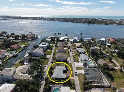 1648 Idle Lane Sarasota FL 34231