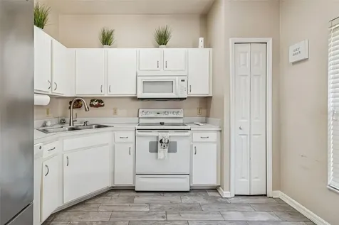 8809 Casablanca Way Tampa FL 33626