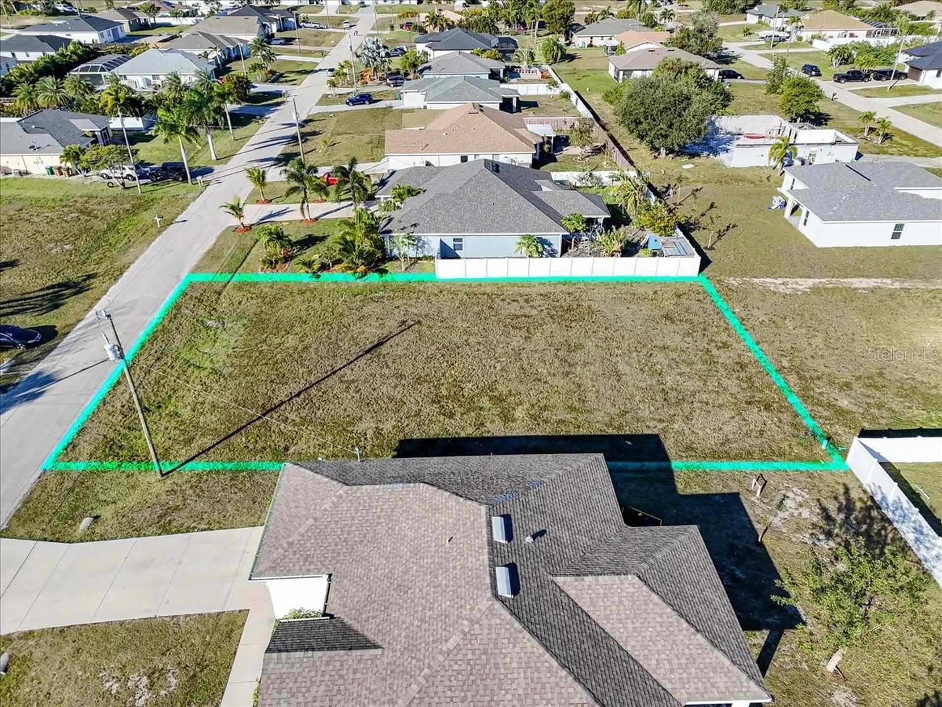 1317 NW 9th Terrace Cape Coral FL 33993