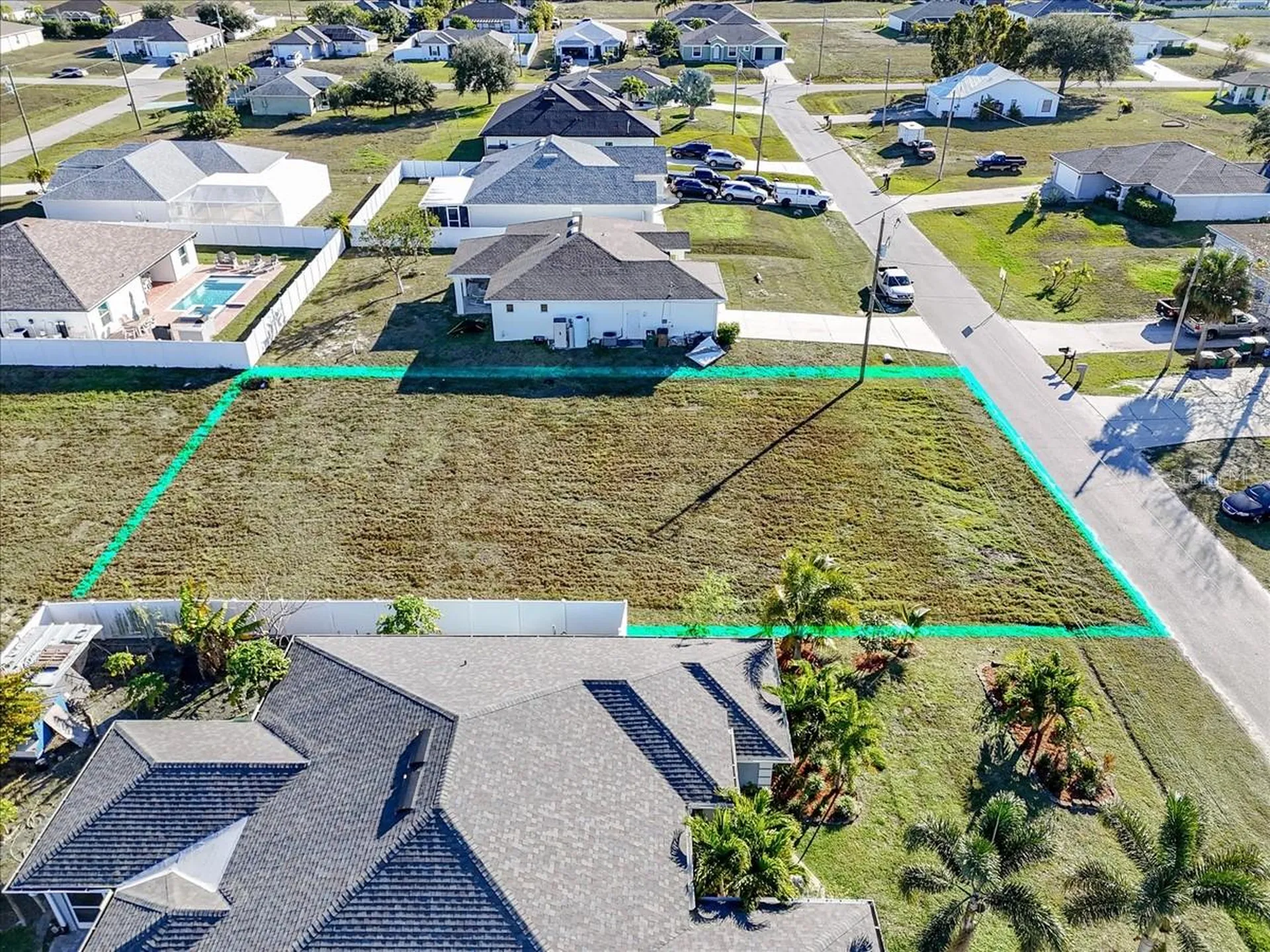 1317 NW 9th Terrace Cape Coral FL 33993