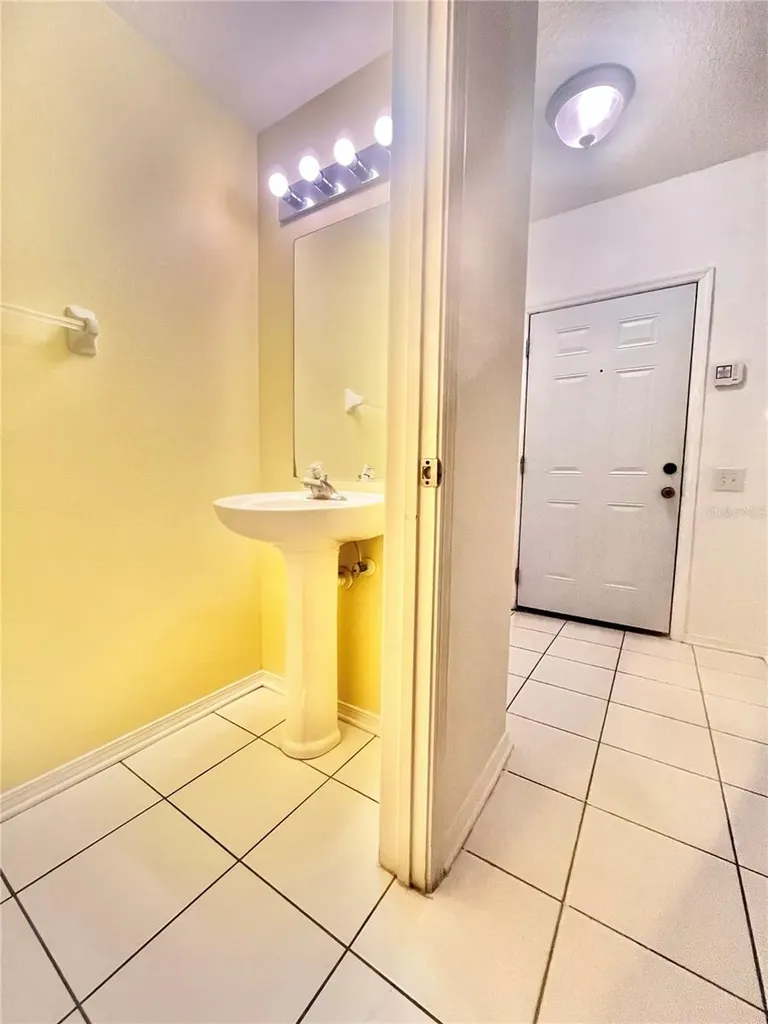 1211 Kennewick Court Wesley Chapel FL 33543