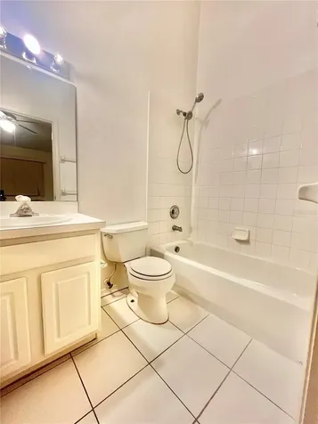 1211 Kennewick Court Wesley Chapel FL 33543