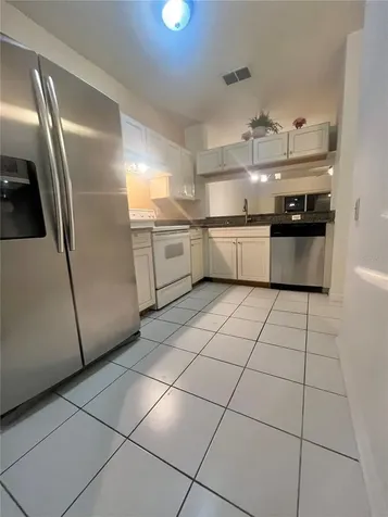 1211 Kennewick Court Wesley Chapel FL 33543