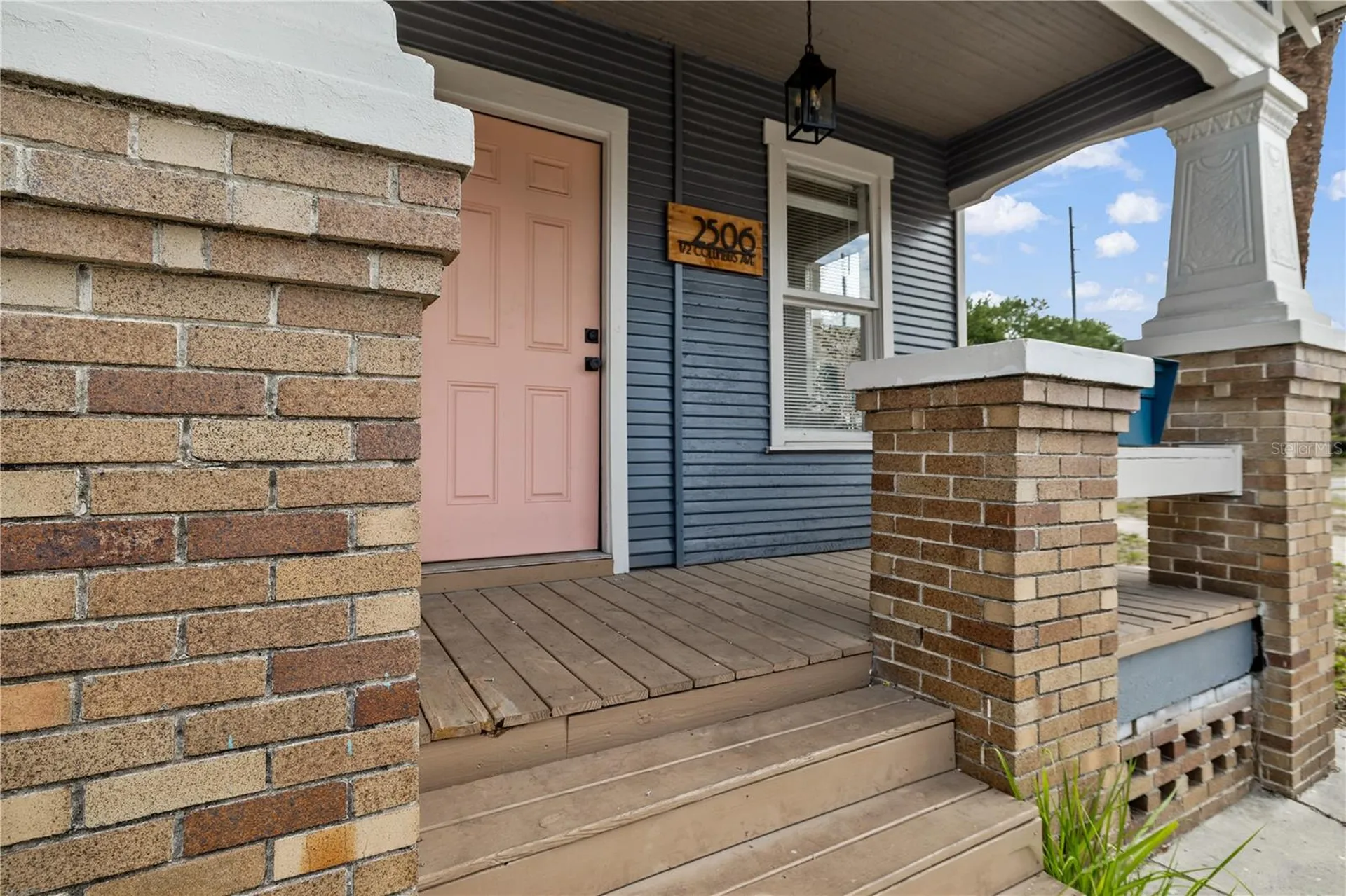 2506 1/2 E Columbus Drive Tampa FL 33605
