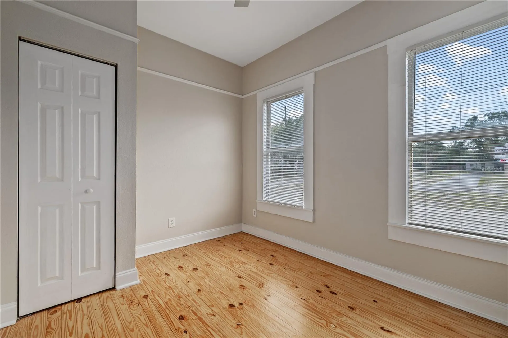 2506 1/2 E Columbus Drive Tampa FL 33605
