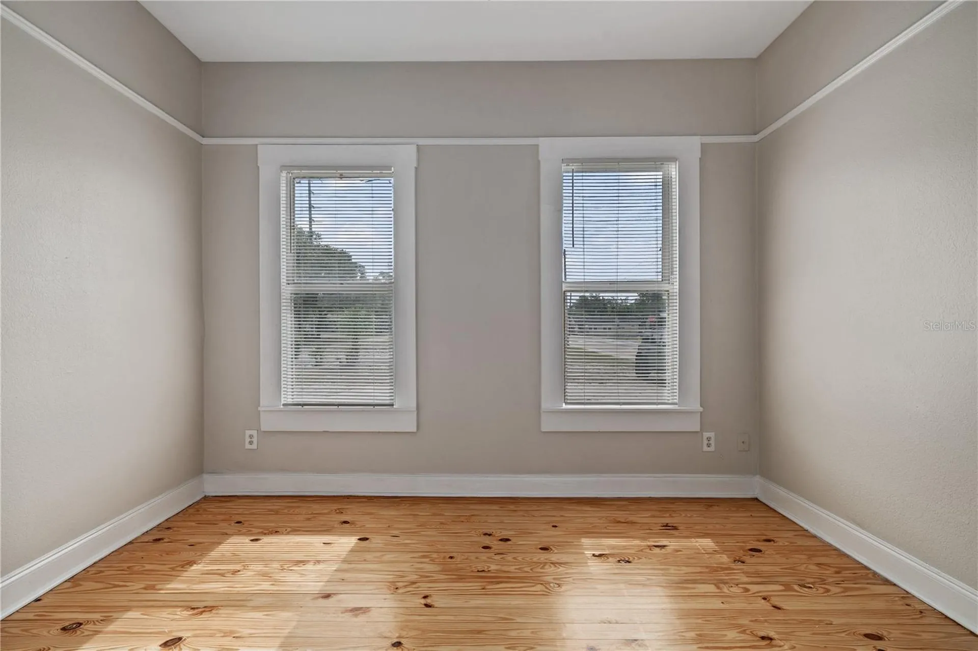 2506 1/2 E Columbus Drive Tampa FL 33605