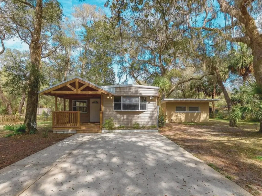 16789 SE 8th Place Silver Springs FL 34488