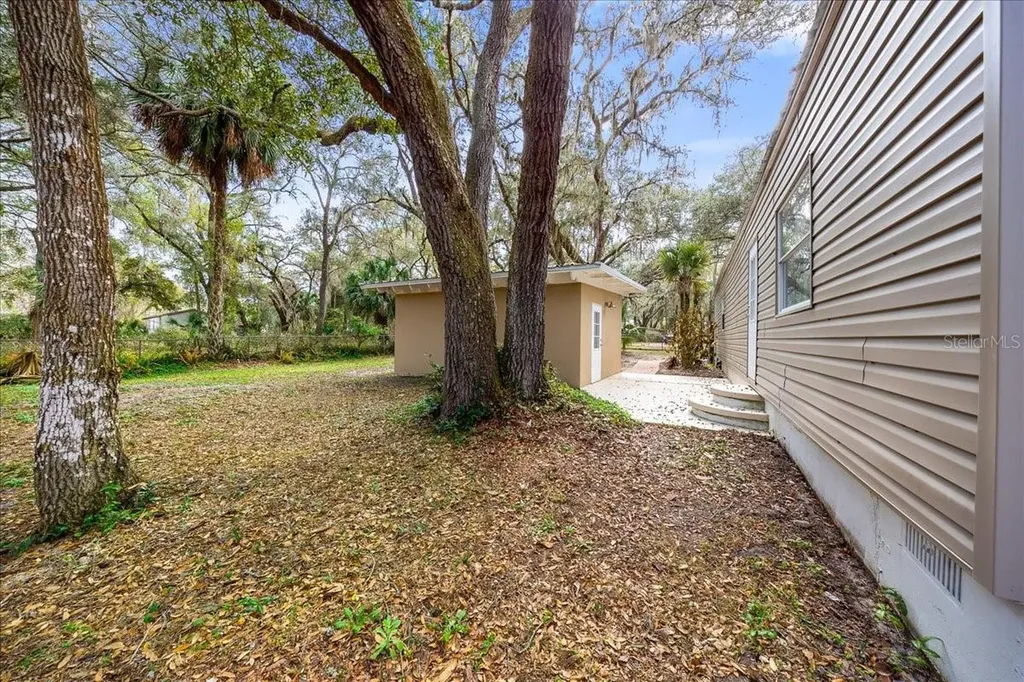 16789 SE 8th Place Silver Springs FL 34488