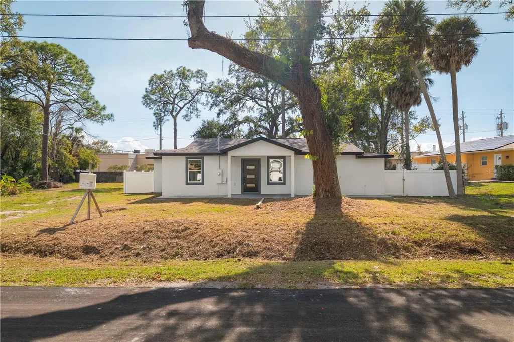8508 Sunbeam Lane Tampa FL 33615
