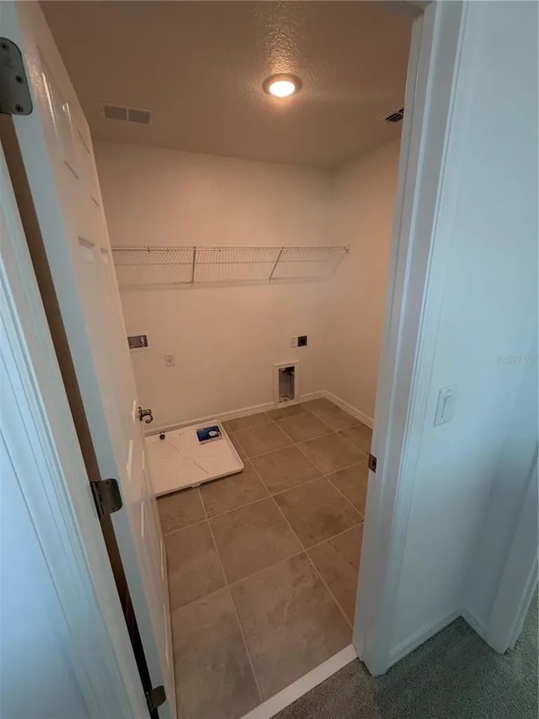 6704 Golden Eagle Boulevard Howey In The Hills FL 34737