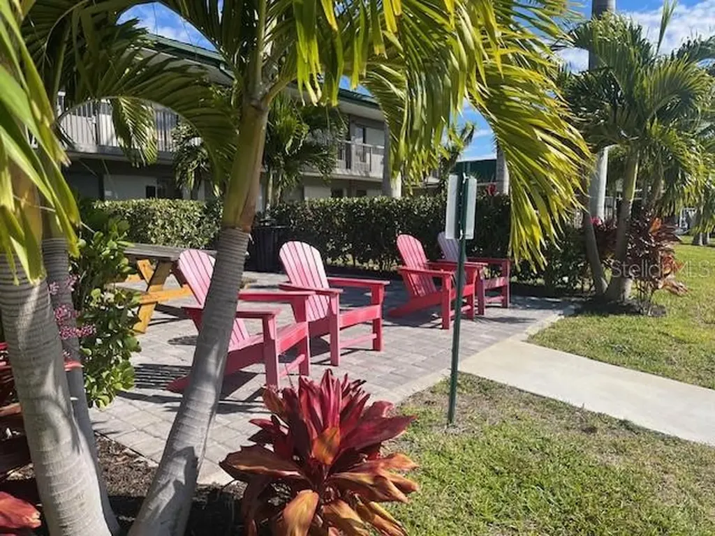7150 N Tamiami Trail Sarasota FL 34243
