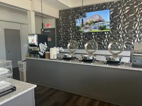 7150 N Tamiami Trail Sarasota FL 34243