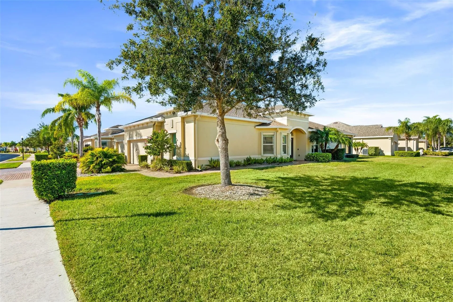 703 Chipper Drive Sun City Center FL 33573