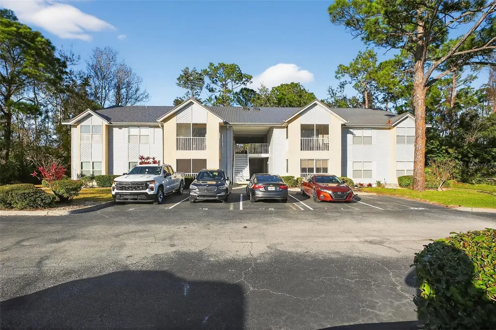 101 Bent Tree Drive Daytona Beach FL 32114