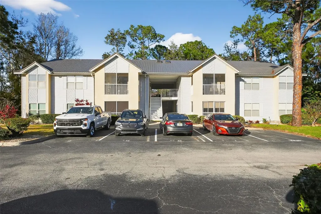 101 Bent Tree Drive Daytona Beach FL 32114