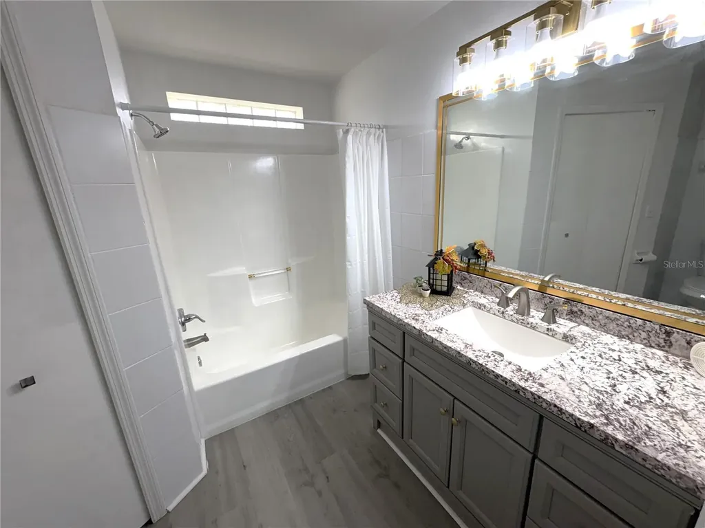 5218 Florida Holly Drive Orlando FL 32811