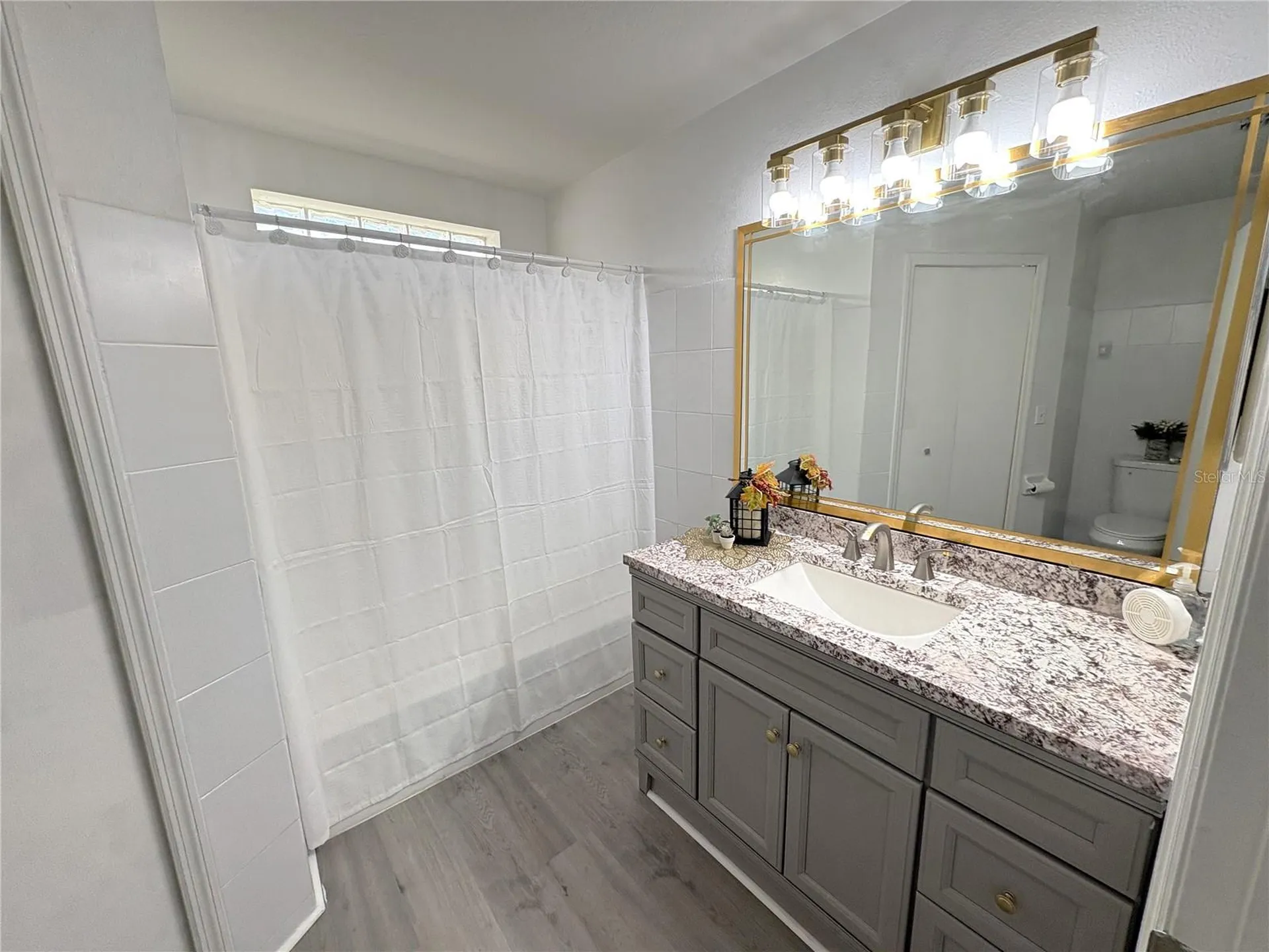 5218 Florida Holly Drive Orlando FL 32811
