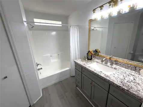 5218 Florida Holly Drive Orlando FL 32811