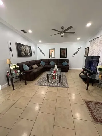 4905 N 14th Street Tampa FL 33603