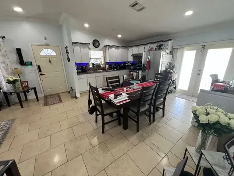 4905 N 14th Street Tampa FL 33603