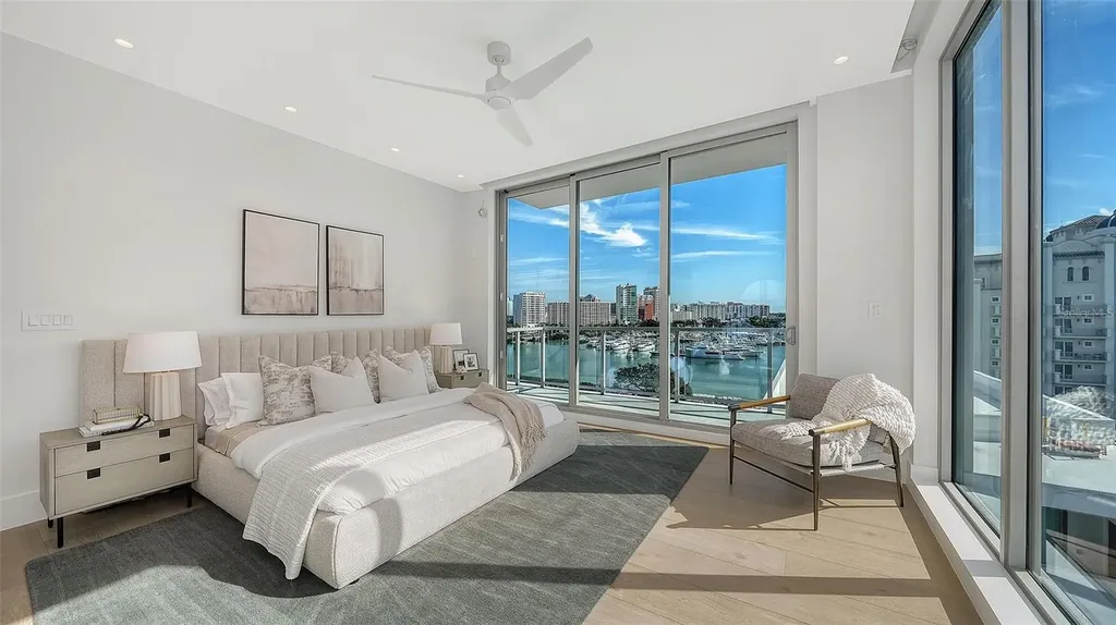 253 Golden Gate Point Sarasota FL 34236