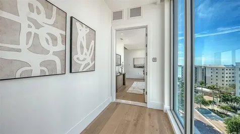 253 Golden Gate Point Sarasota FL 34236