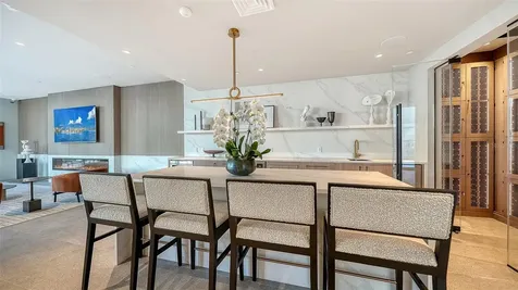 253 Golden Gate Point Sarasota FL 34236