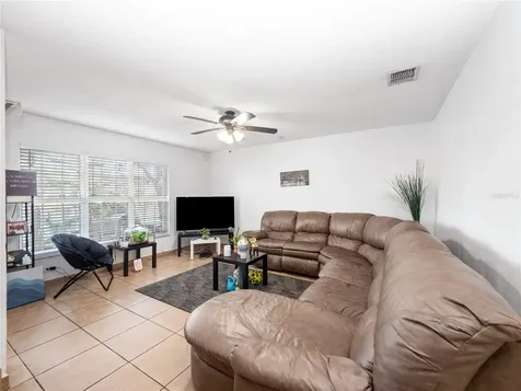 2329 Water View Loop Kissimmee FL 34743