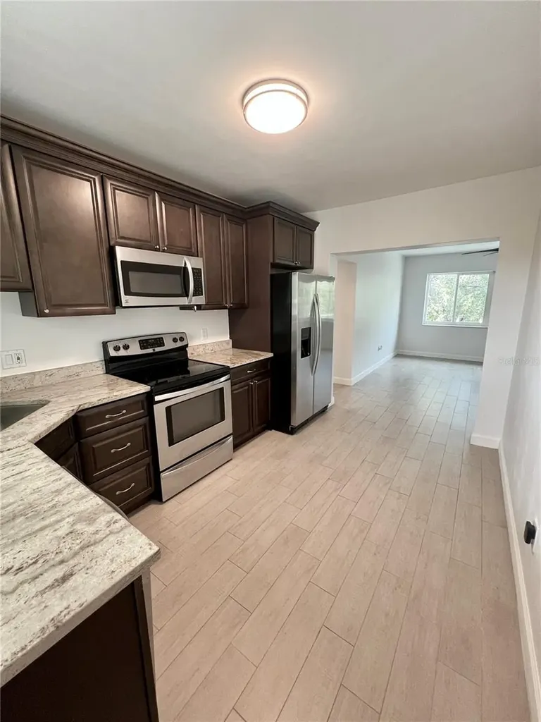 410 12th Avenue NE St Petersburg FL 33701