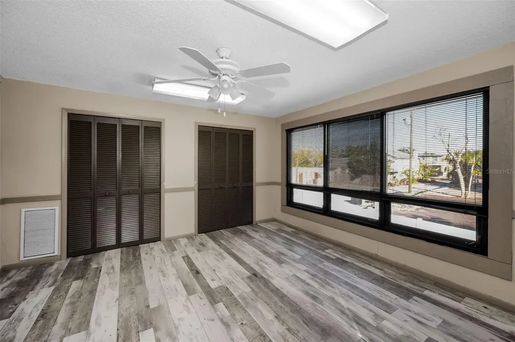 7321 1st Avenue S St Petersburg FL 33707