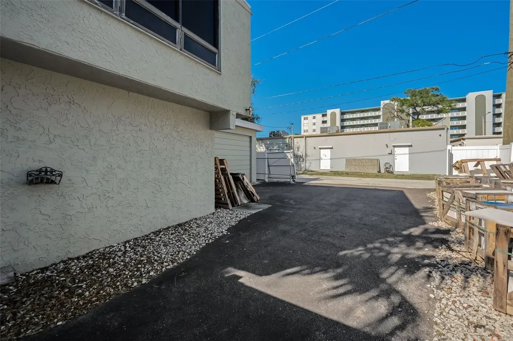 7321 1st Avenue S St Petersburg FL 33707