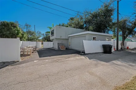 7321 1st Avenue S St Petersburg FL 33707
