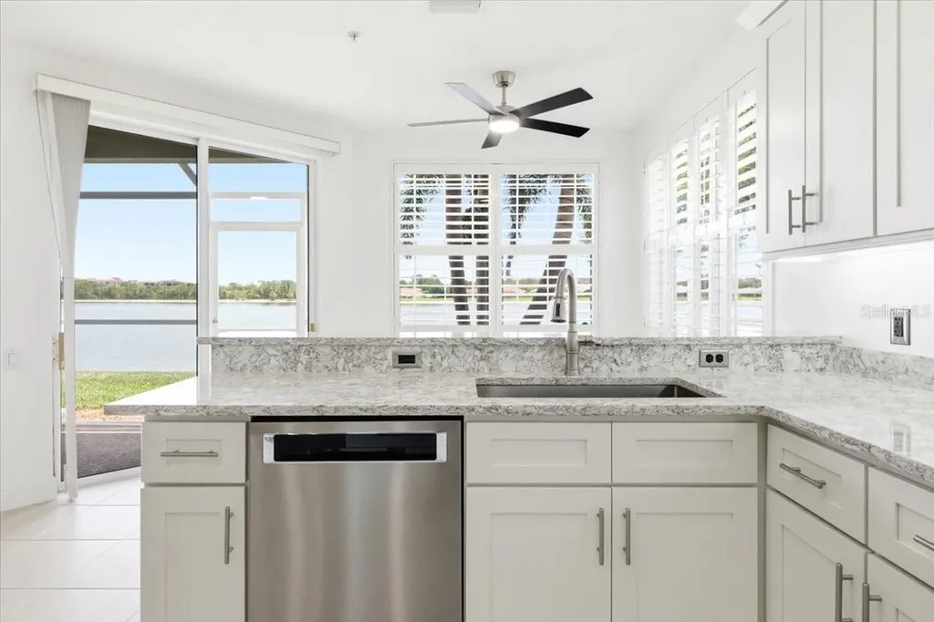6515 Moorings Point Circle Lakewood Ranch FL 34202
