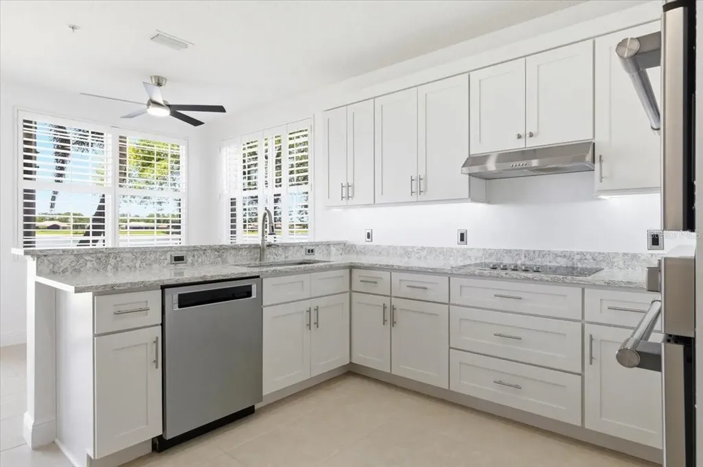 6515 Moorings Point Circle Lakewood Ranch FL 34202