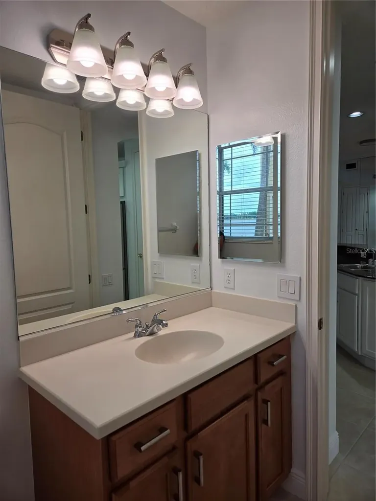 6515 Moorings Point Circle Lakewood Ranch FL 34202