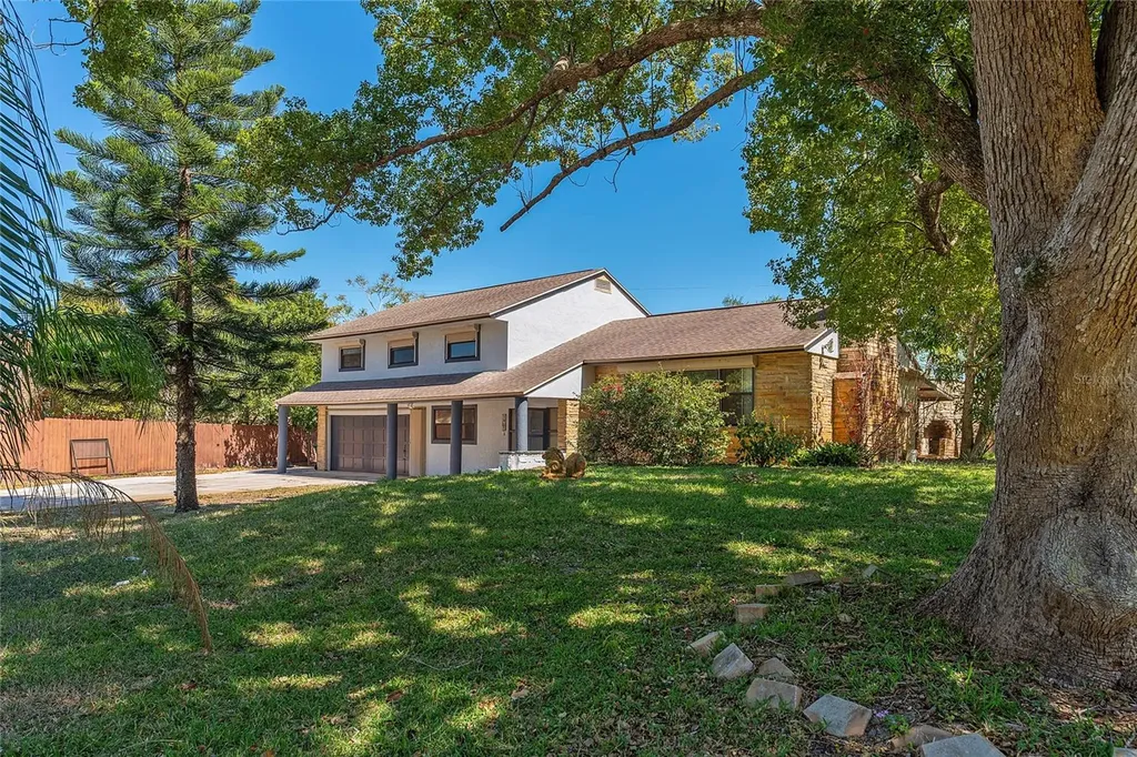 1983 Longbow Circle Titusville FL 32796