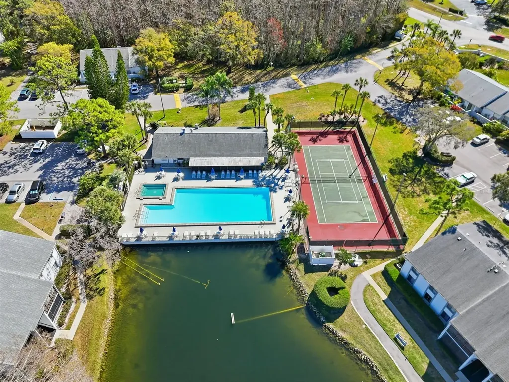 1345 Pine Ridge Circle E Tarpon Springs FL 34688
