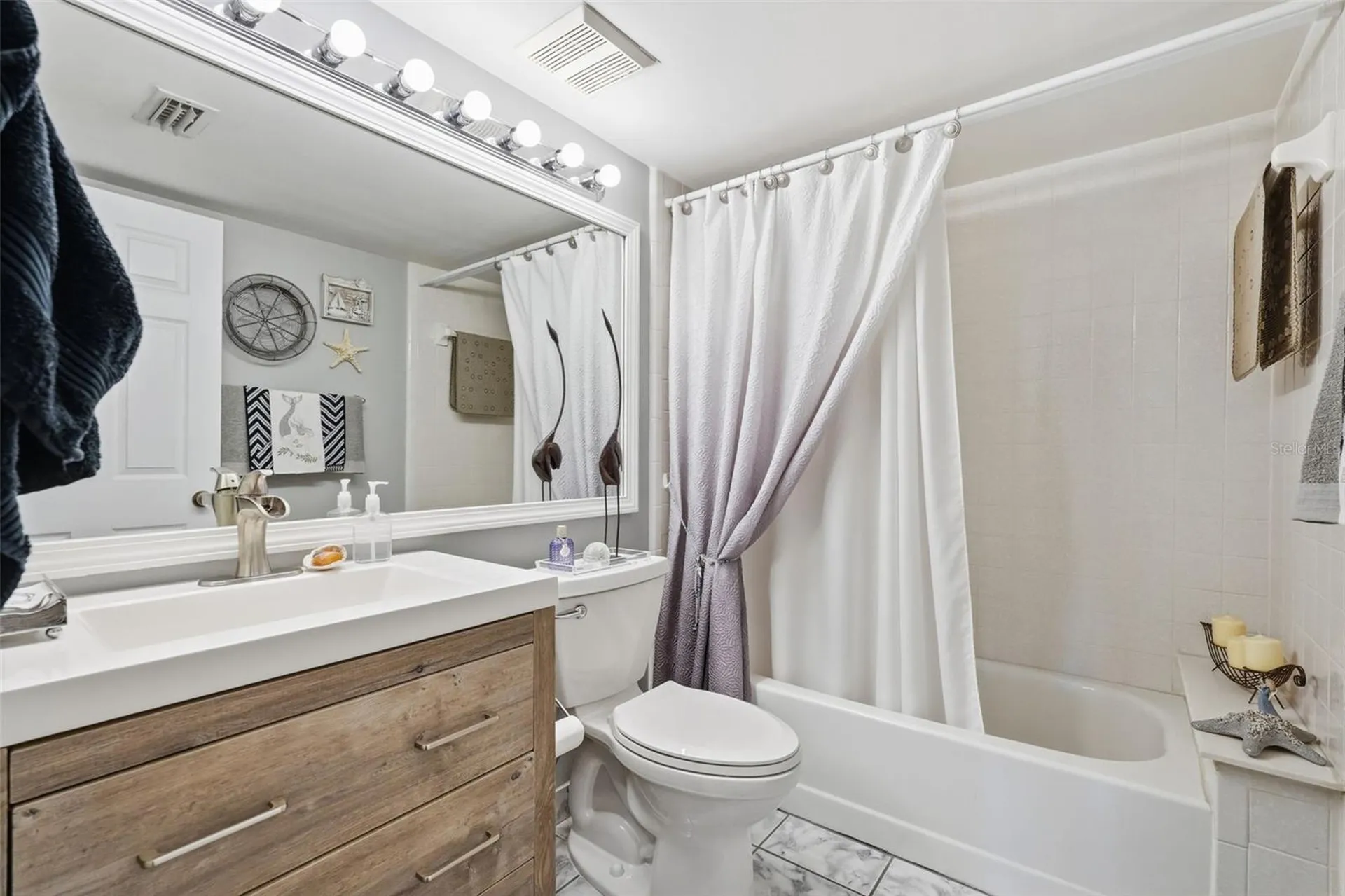 1345 Pine Ridge Circle E Tarpon Springs FL 34688