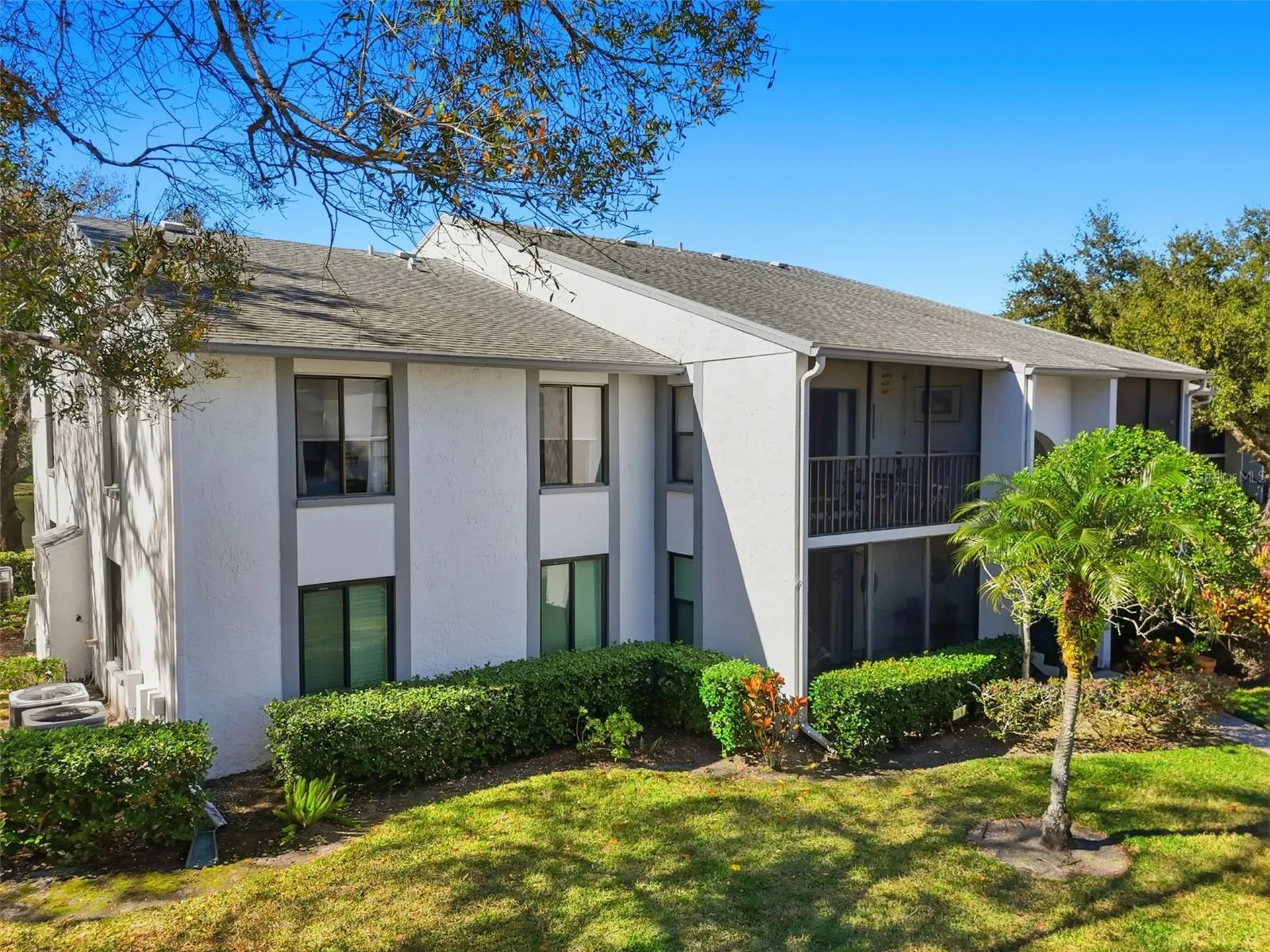 1345 Pine Ridge Circle E Tarpon Springs FL 34688